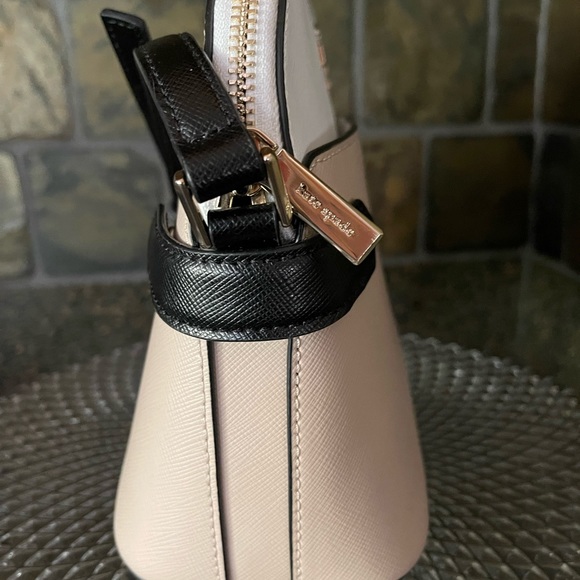 🎉SOLD🎉Kate Spade STACI COLORBLOCK Dome Crossbody Handbag Warm Beige Multi - Picture 10 of 13